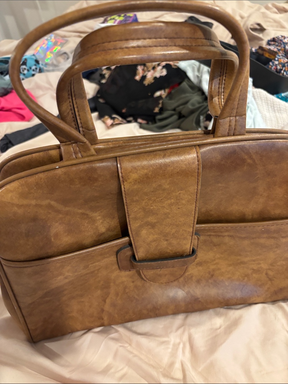 Classic Tan Satchel Handbag - Stylish Everyday Carry